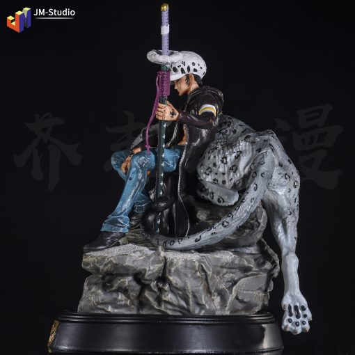 Mô hình One Piece Black Pearl Studio VIP Law Resin (Bootleg)